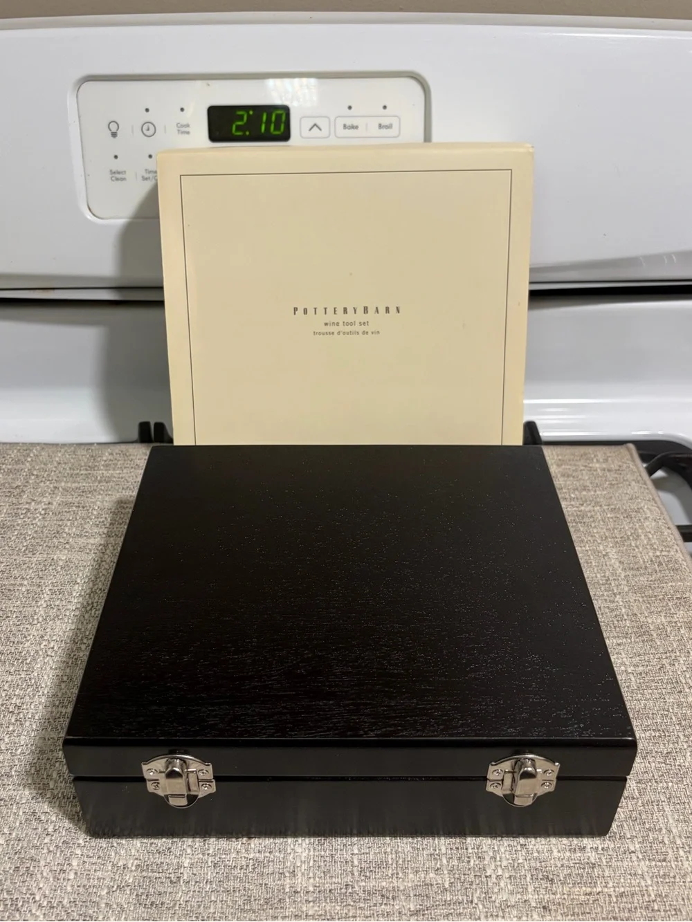 Pottery Barn 4-Piece Wine Tool Set with Wooden Case 🍷
